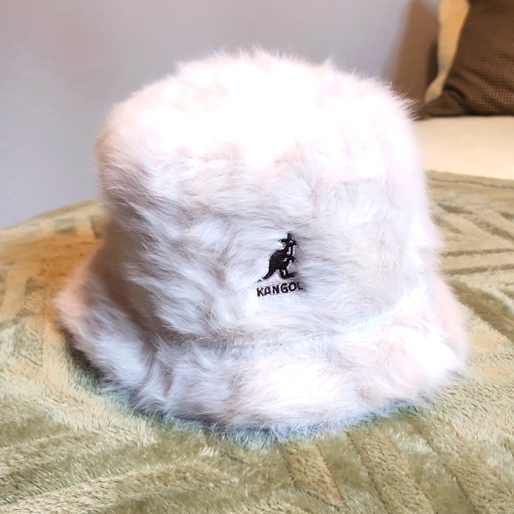 Kangol Furgora, Angora Blend Furry Bucket Hat, Off White, Medium